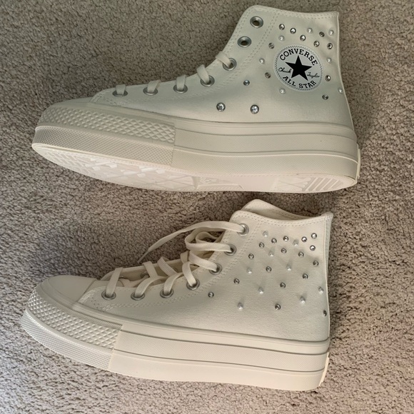 NWT Pearl & Rhinestone Converse - Picture 4 of 6